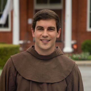 Headshot of Fr. Casey Cole, OFM, Franciscan priest, author, speaker, and online evangelist at the popular YouTube channel Breaking in the Habit.